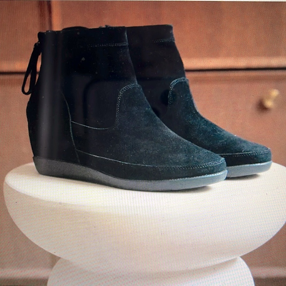 Anthropologie Shoe The Bear Emmy Suede Wedge Black Sz 38 Hidden Wedge Sneakers - Picture 3 of 10